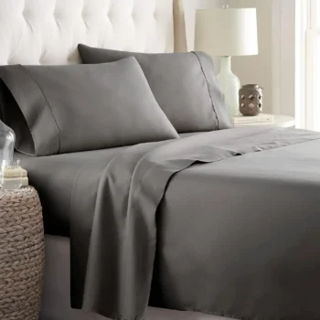 4-Piece Luxurious Polyester Bed Sheet Set - Solid Color Bedding Set for Bedroom Or Guest Room