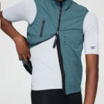 SPEXCEL All Season Classic Lightweight Windproof Vest Cycling Best Men's Wind Gilet New Stretch fabric With Two Way Zipper
