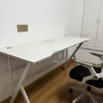 kf-S581b0f8833d5421787ac38f07553d3bcG-Nordic-Personality-Computer-Desks-For-Office-Furniture-Manmade-Board-Bedroom-Gaming-Desk-Simple-Household-White-Gamer