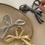 kf-S8ad1b28cda054105bc783f5206ab35caL-New-Vintage-Ribbon-Bow-Hair-Claws-Metal-Hair-Clips-Crab-Headwear-Hairpins-Shark-Ponytail-For-Women