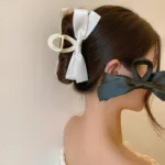 kf-S80cb04edb4504ed1b0c6a196ea43042dV-New-Vintage-Satin-Bowknot-Hair-Claw-Hair-Clips-Temperament-Elegant-Satin-Hair-Claws-Hairpins-for-Fashion