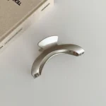 kf-Seba9d6bc83f4433c9a7df4864b9d800eG-Women-High-Quality-Hair-Clips-Alloys-Crab-Hair-Clip-Girl-s-Metal-Hair-Accessories-New-Trendy