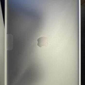Apple MacBook Air 13.3"(128GB SSD, Intel Core i5 8th Gen, 1.6GHz, 8GB RAM)...