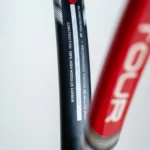 kf-S00b9dcd8f3cf4a3dbe4abc2960ef39e2e-tennis-racket-mantis-TOUR-305-gripsize-2-Sports-Exercise-Racquet-Youth-Games-Outdoor