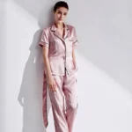 kf-HTB1EhTBfXGWBuNjy0Fbq6z4sXXag-Silk-Nightwear-Lady-Suit-100-real-Silk-Home-pajama-sets-Simple-Pure-Color-Short-Sleeved-Trousers